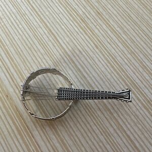 Silver Banjo Brooch made in Spain